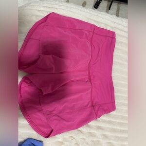 lululemon pink speed up shorts